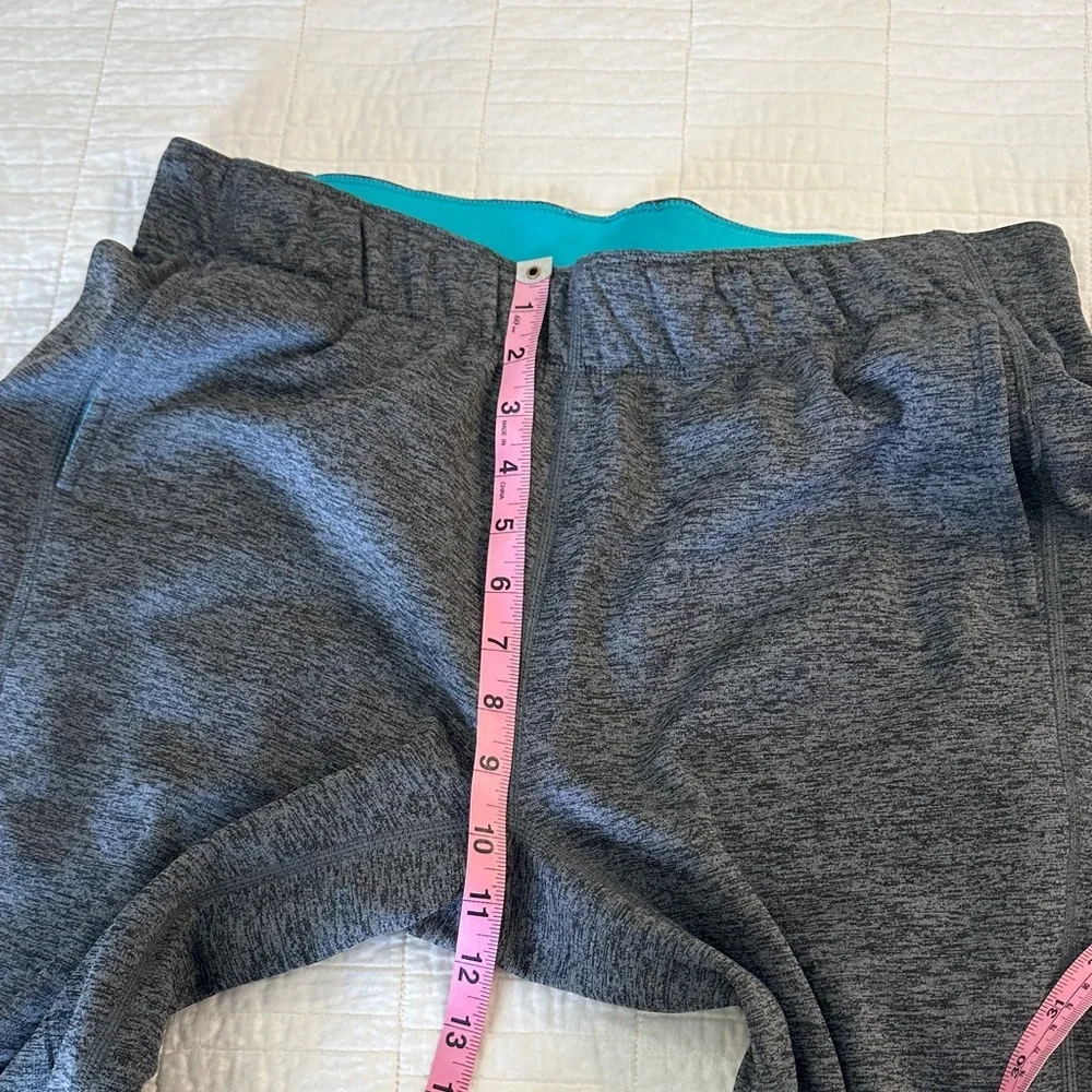 Nike Medium NWT Therma-Fit Gray Swearpant Track Pant - Picture 7 of 10